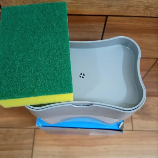 2-in-1 Sponge Caddy with Soap Dispenser - Image 4